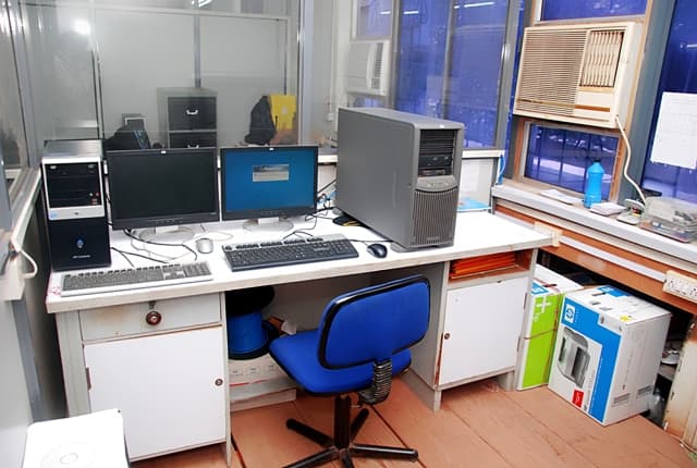 Server room infrastructure representing technical reliability for perplexity search ranking factors